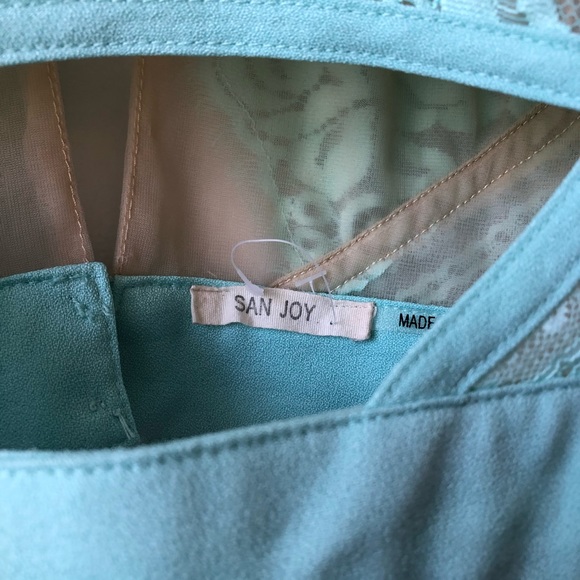 Lace Inset Crop Top - Picture 8 of 15